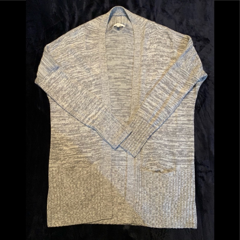 Aritzia Talula grey cashmere blend cardigan - Picture 6 of 8